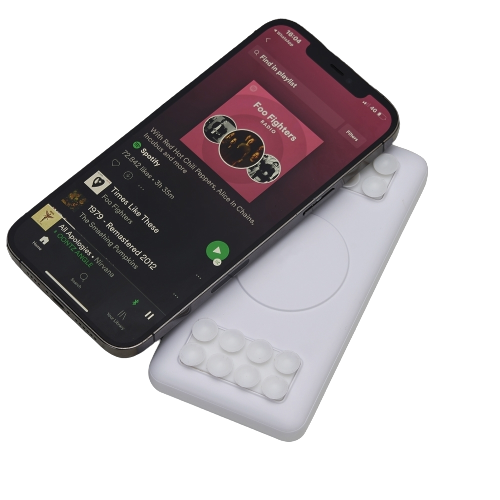 Power-Bank-10-000mAh-com-Carregamento-via-Inducao-ou-via-Cabo-12931-1638996824-removebg-preview.png