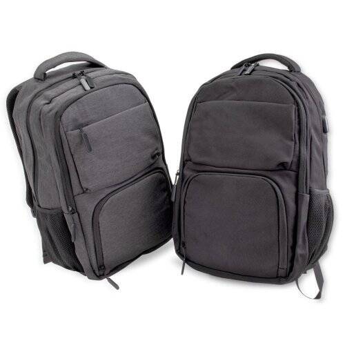 Mochila-de-Poliester-USB-30-Litros-15266-1666615277.jpg