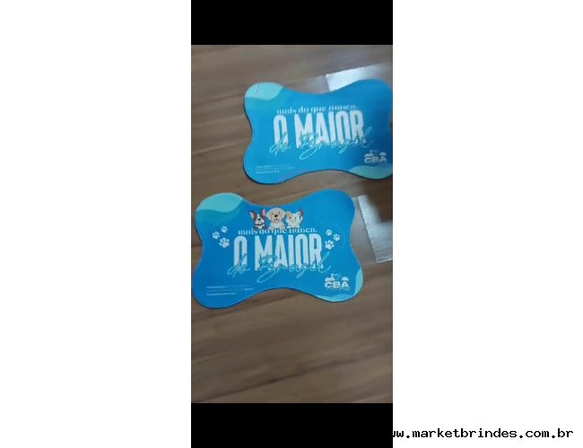 Tapete formato de osso