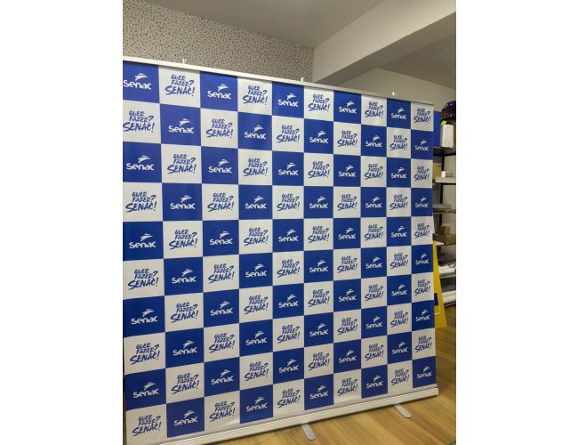 Banner Roll-up 2 x 2 mts