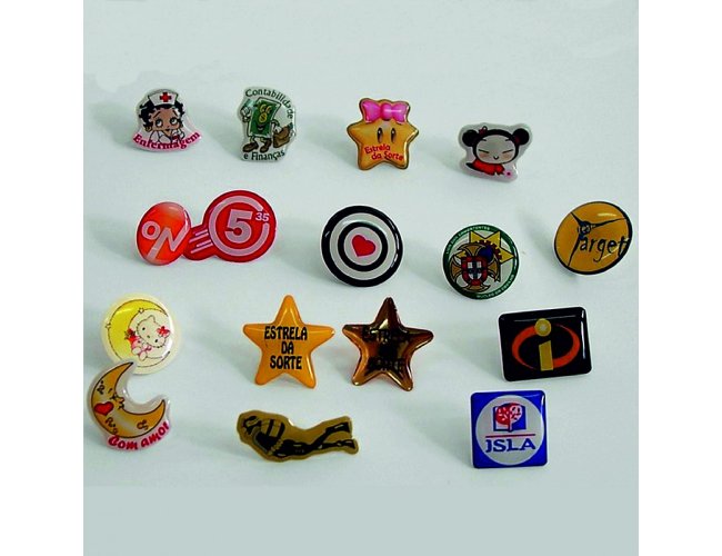 Pins Resinado