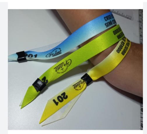 Pulseira em Tecido