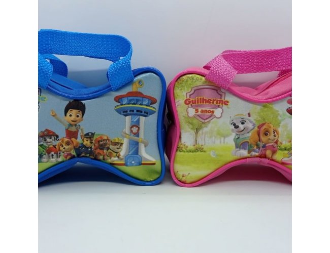 Necessaire em formato de osso